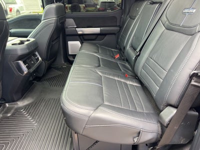 2025 Ford Super Duty F-250SD Platinum