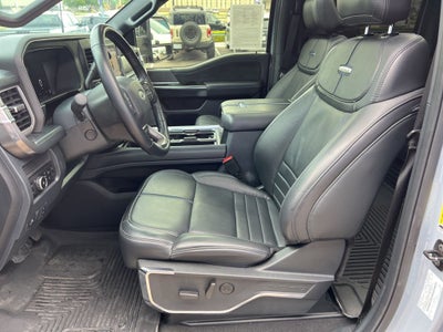 2025 Ford Super Duty F-250SD Platinum