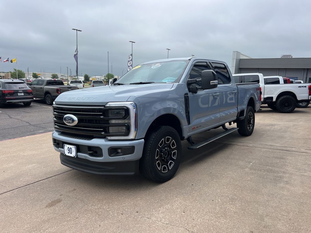 2025 Ford Super Duty F-250SD Platinum