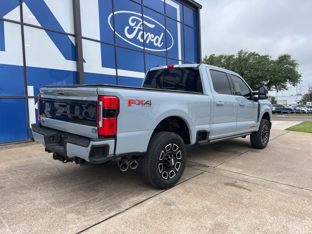 2025 Ford Super Duty F-250SD Platinum
