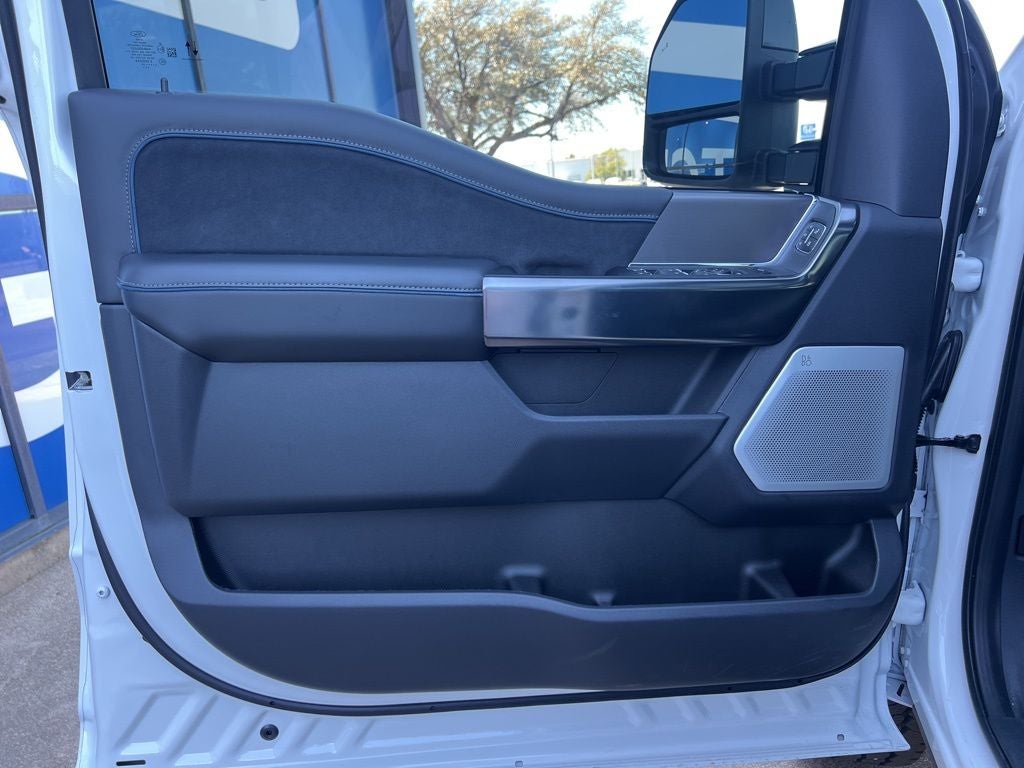 2026 Ford Super Duty F-250SD Platinum