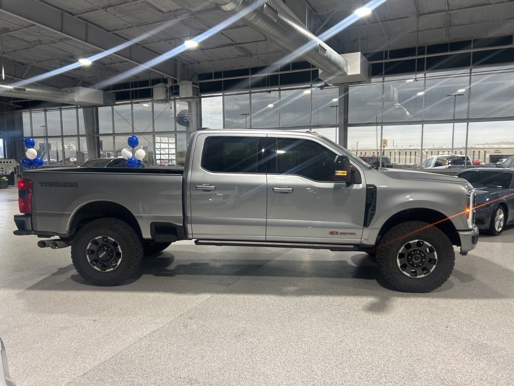 2024 Ford Super Duty F-250SD Lariat