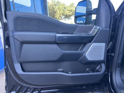 2026 Ford Super Duty F-250SD Platinum