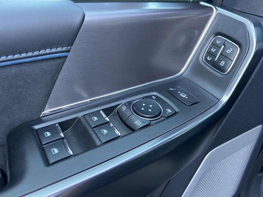 2026 Ford Super Duty F-250SD Platinum