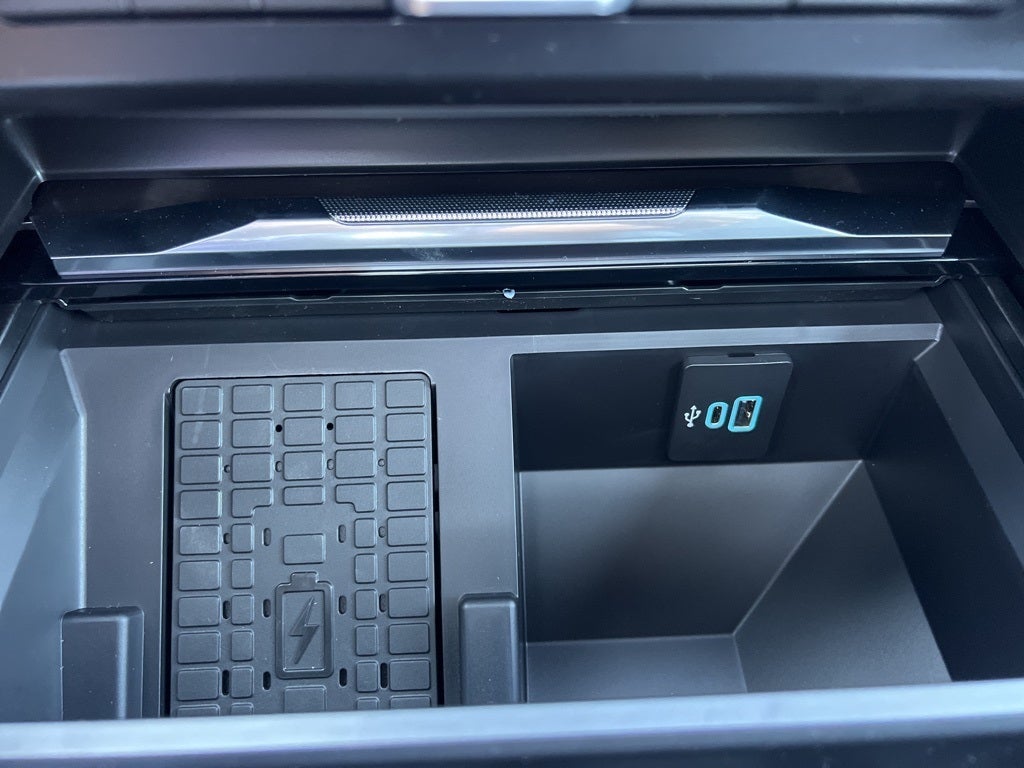 2026 Ford Super Duty F-250SD Platinum