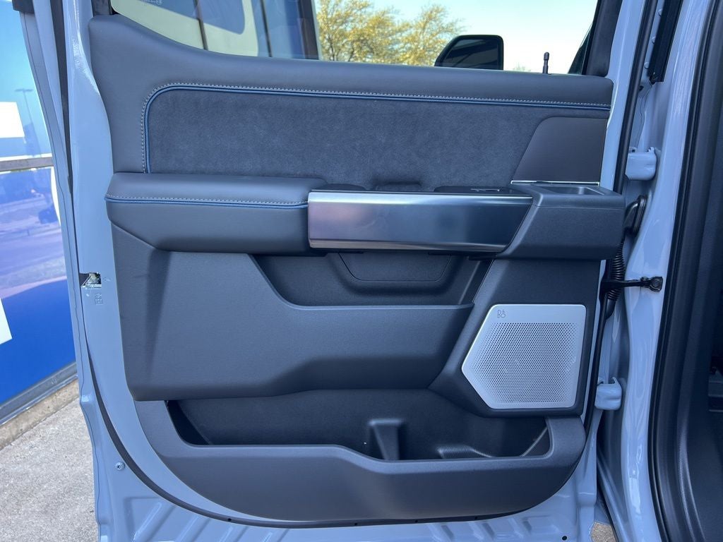 2026 Ford Super Duty F-250SD Platinum