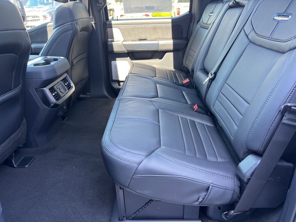 2026 Ford Super Duty F-250SD Platinum