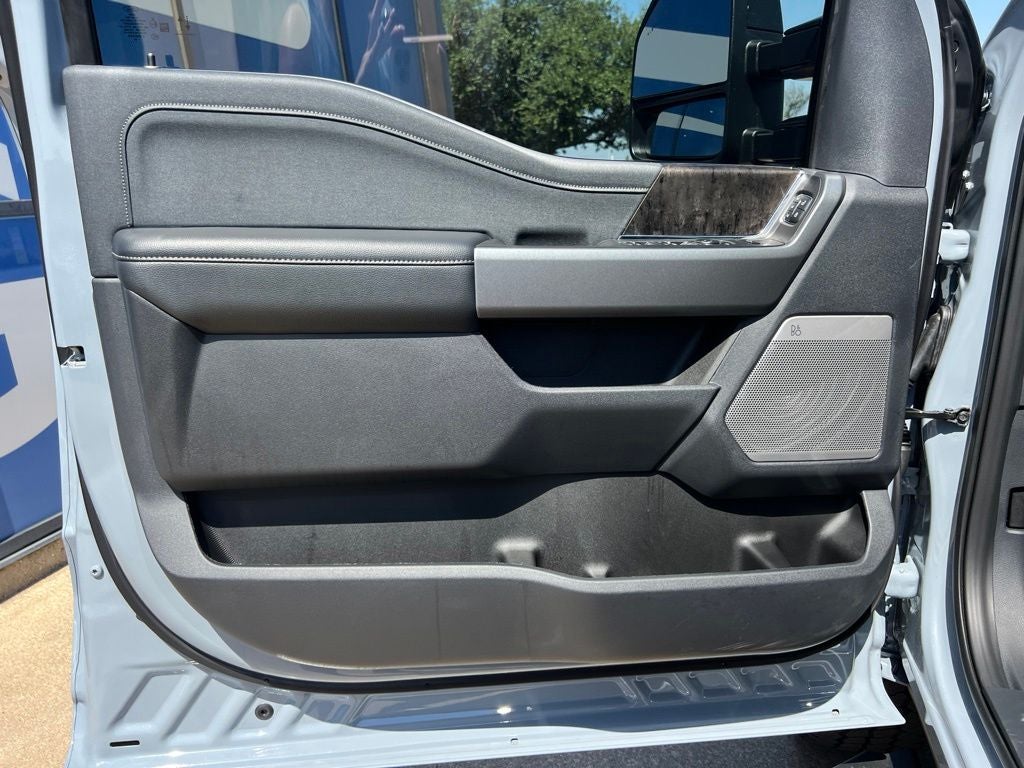 2026 Ford Super Duty F-250SD Lariat