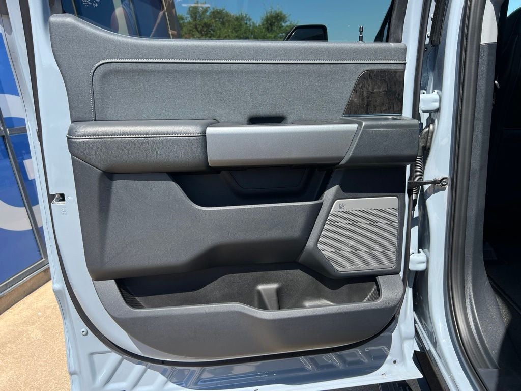 2026 Ford Super Duty F-250SD Lariat