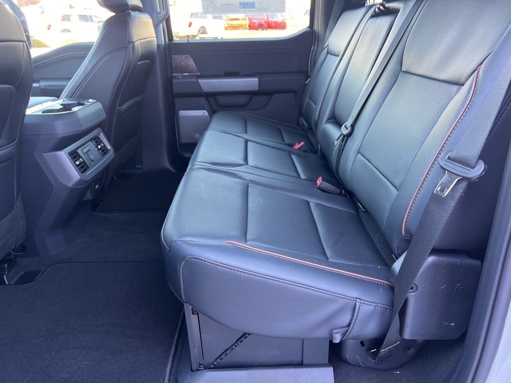 2026 Ford Super Duty F-250SD Lariat