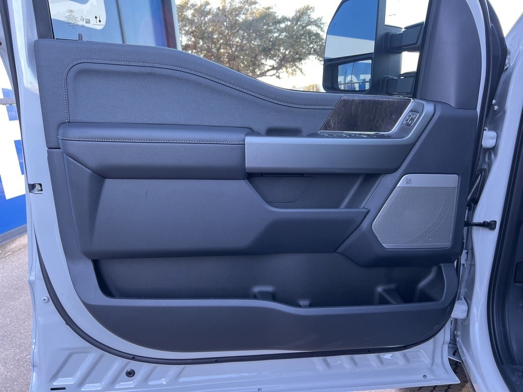 2026 Ford Super Duty F-250SD Lariat