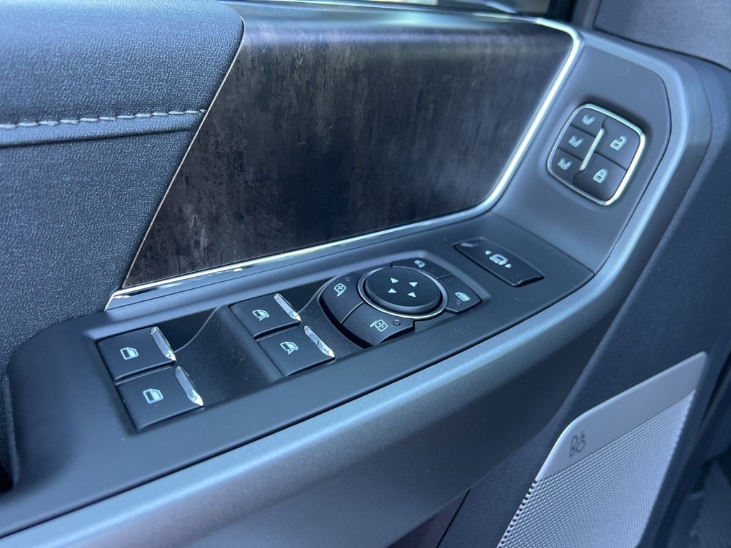 2026 Ford Super Duty F-250SD Lariat