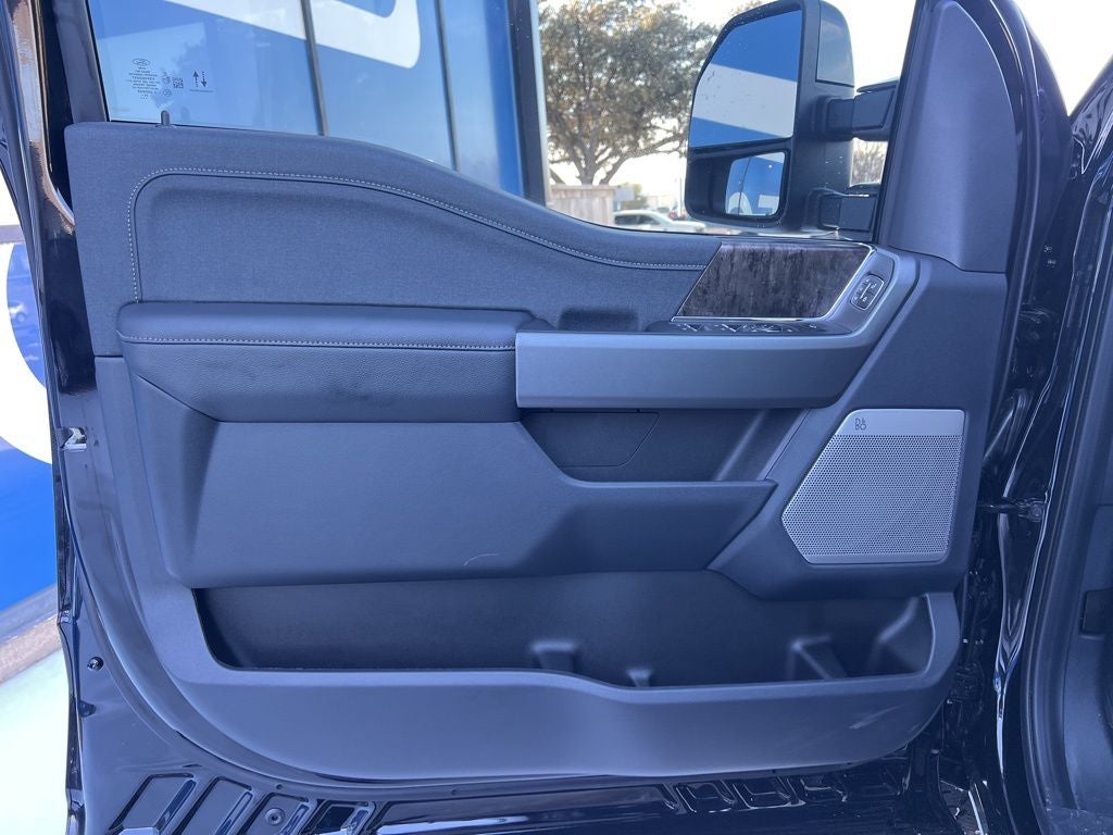 2026 Ford Super Duty F-250SD Lariat