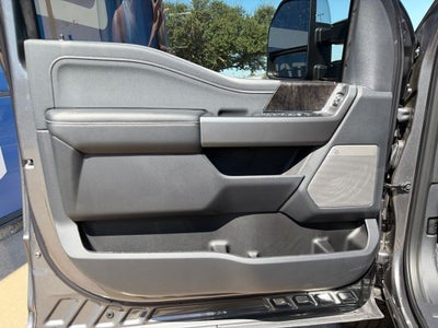 2026 Ford Super Duty F-250SD Lariat