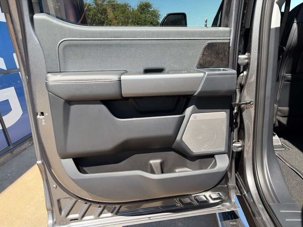 2026 Ford Super Duty F-250SD Lariat