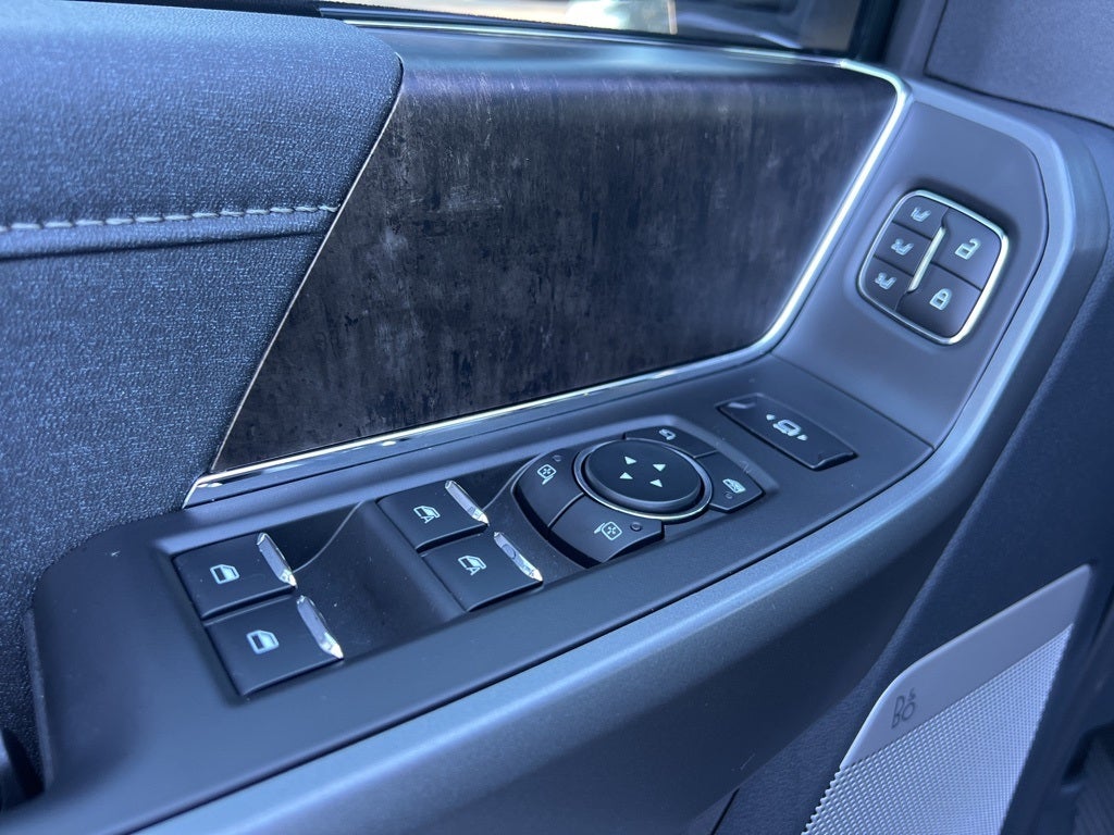 2026 Ford Super Duty F-250SD Lariat