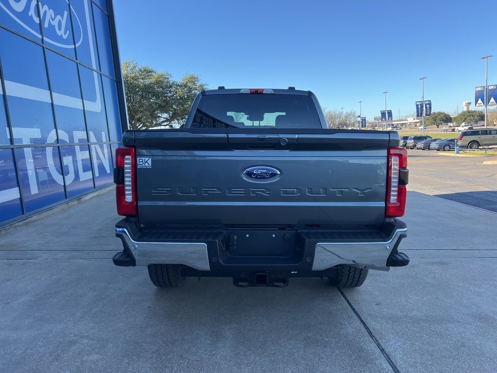 2026 Ford Super Duty F-250SD Lariat