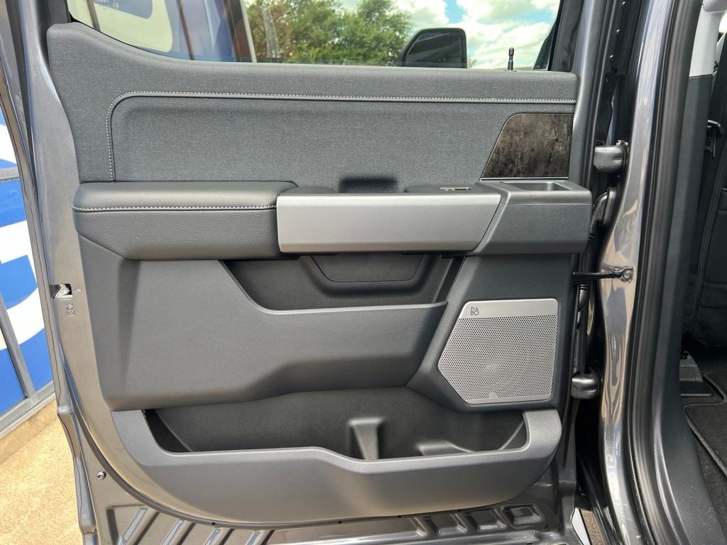 2026 Ford Super Duty F-250SD Lariat
