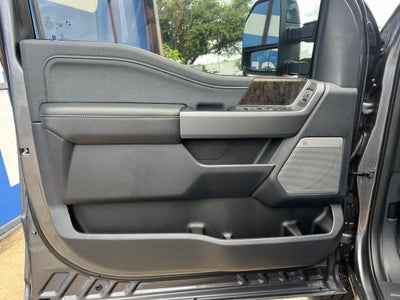 2026 Ford Super Duty F-250SD Lariat