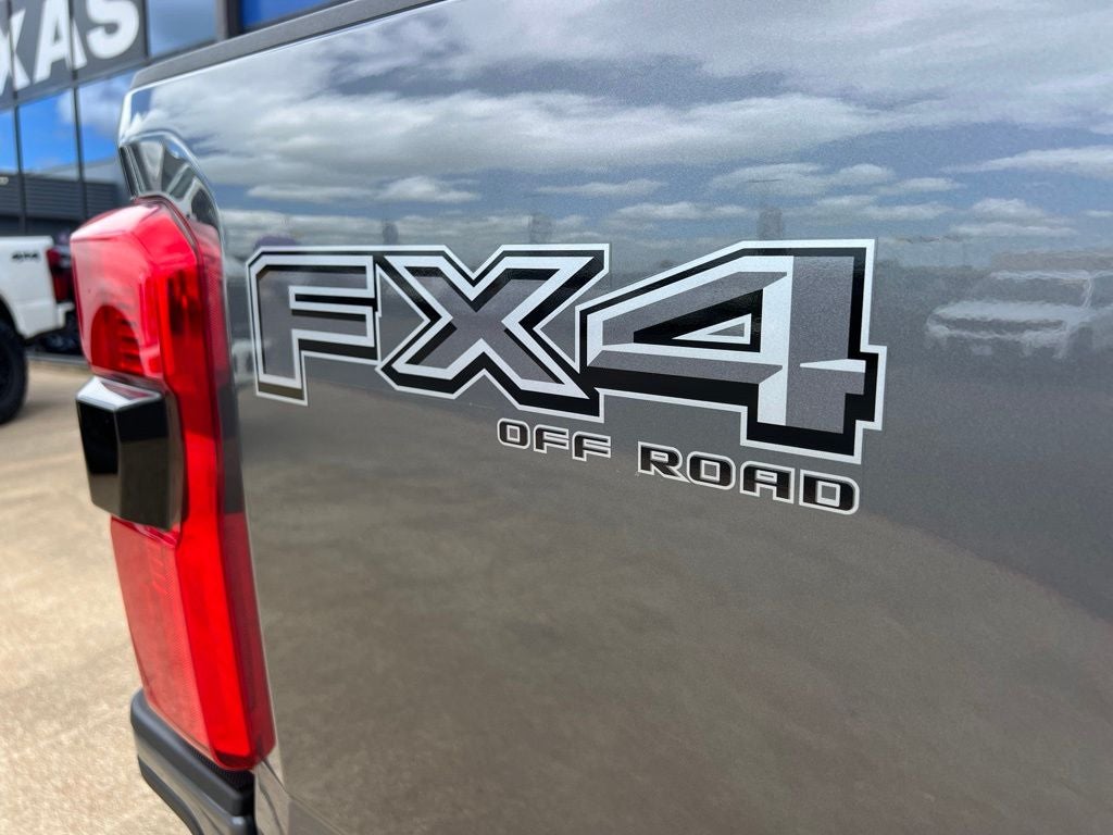 2026 Ford Super Duty F-250SD Lariat