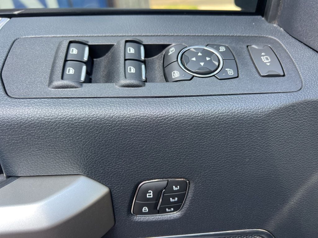 2022 Ford Super Duty F-250SD Lariat