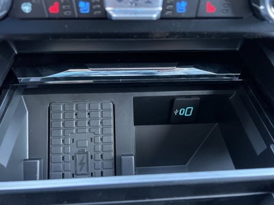 2026 Ford Super Duty F-250SD Lariat