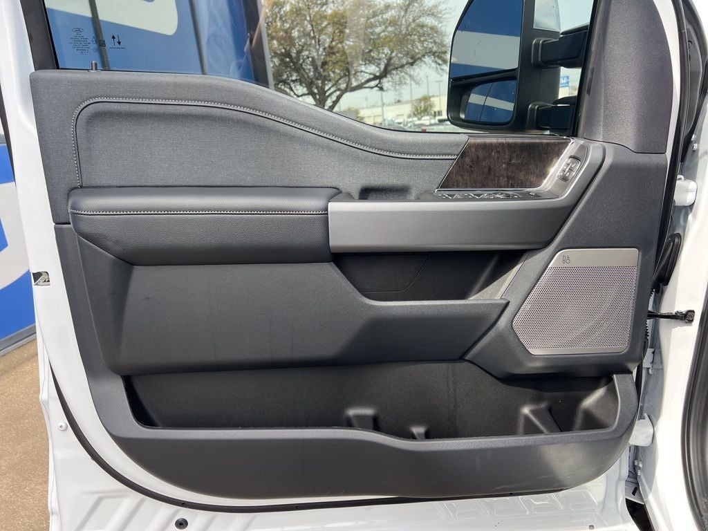 2026 Ford Super Duty F-250SD Lariat