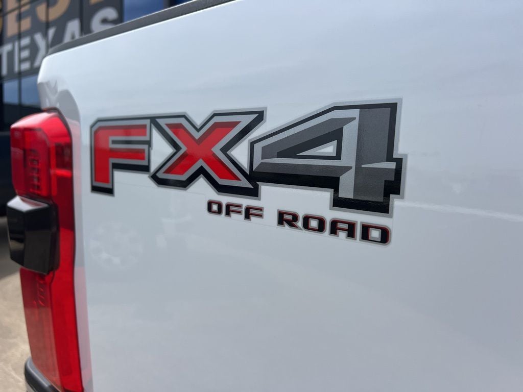 2026 Ford Super Duty F-250SD Lariat