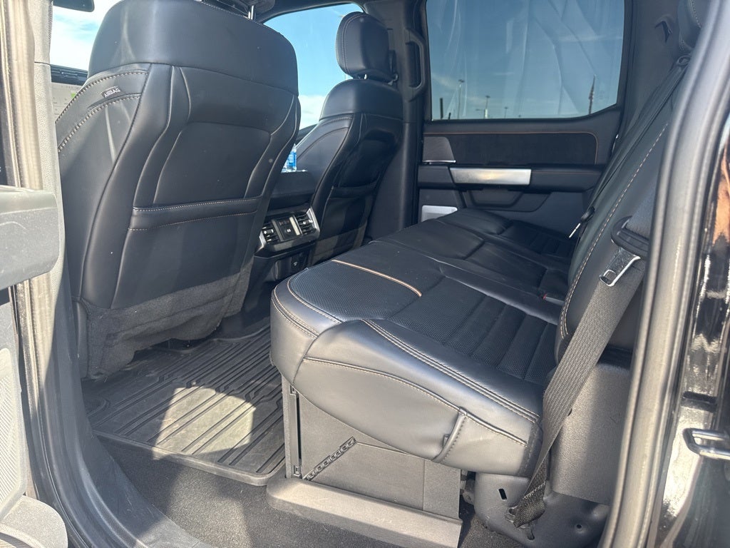 2024 Ford Super Duty F-250SD Platinum