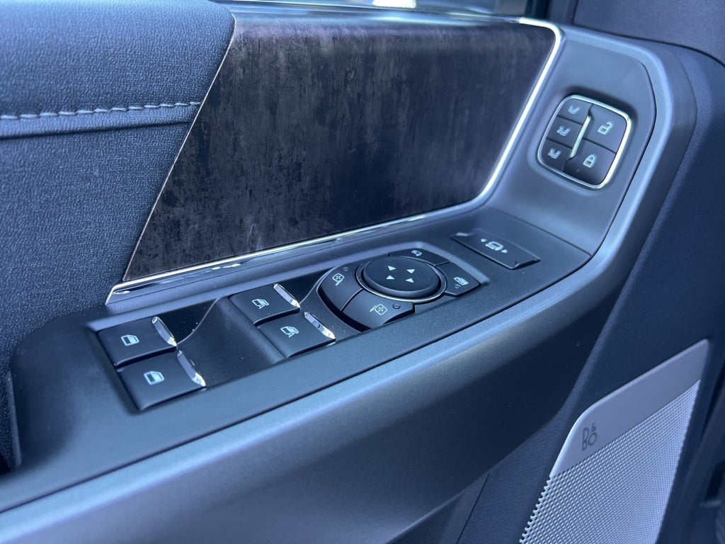 2026 Ford Super Duty F-250SD Lariat