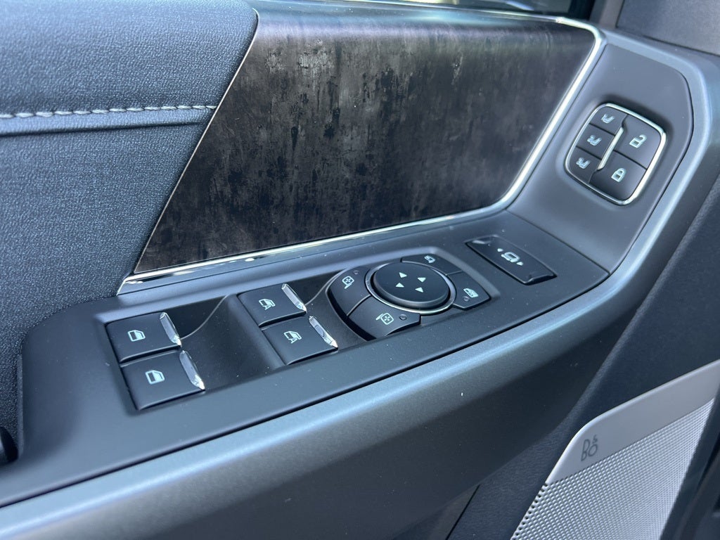 2026 Ford Super Duty F-250SD Lariat