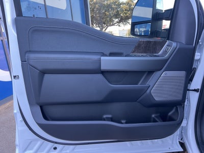 2026 Ford Super Duty F-250SD Lariat