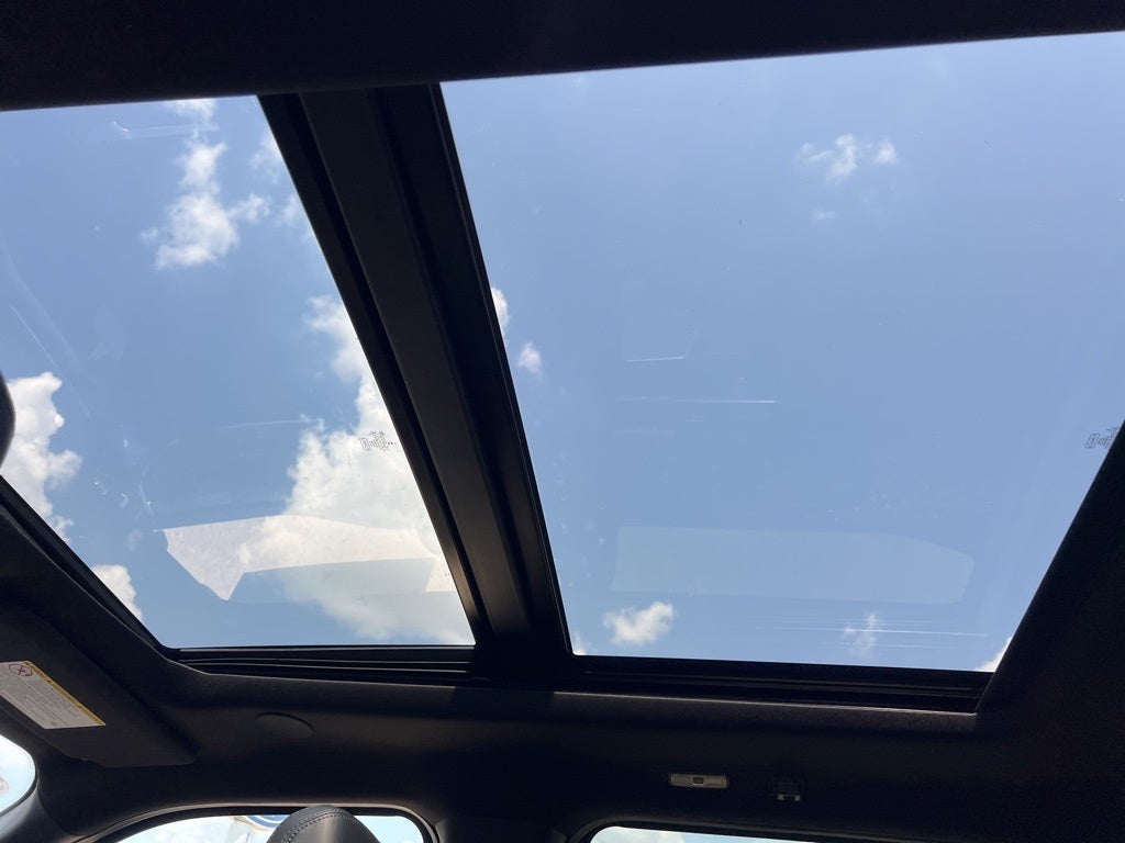 2026 Ford Super Duty F-350SD Platinum