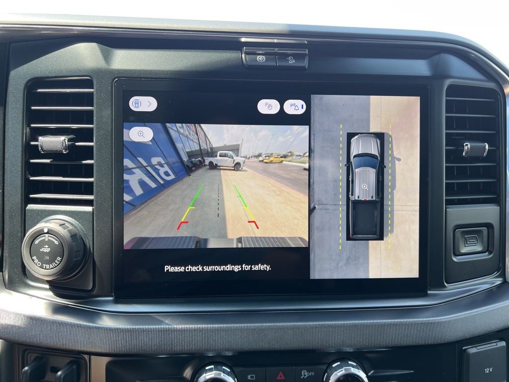 2026 Ford Super Duty F-350SD Platinum