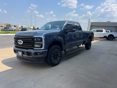 2026 Ford Super Duty F-350SD Platinum