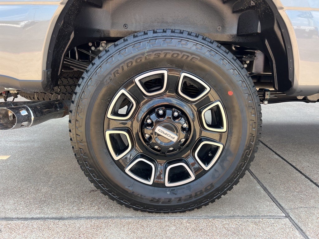 2026 Ford Super Duty F-350SD Platinum