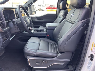 2026 Ford Super Duty F-350SD Platinum