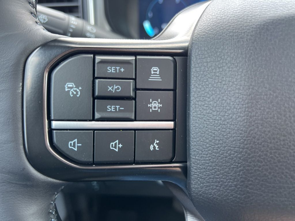 2026 Ford Super Duty F-350SD Platinum