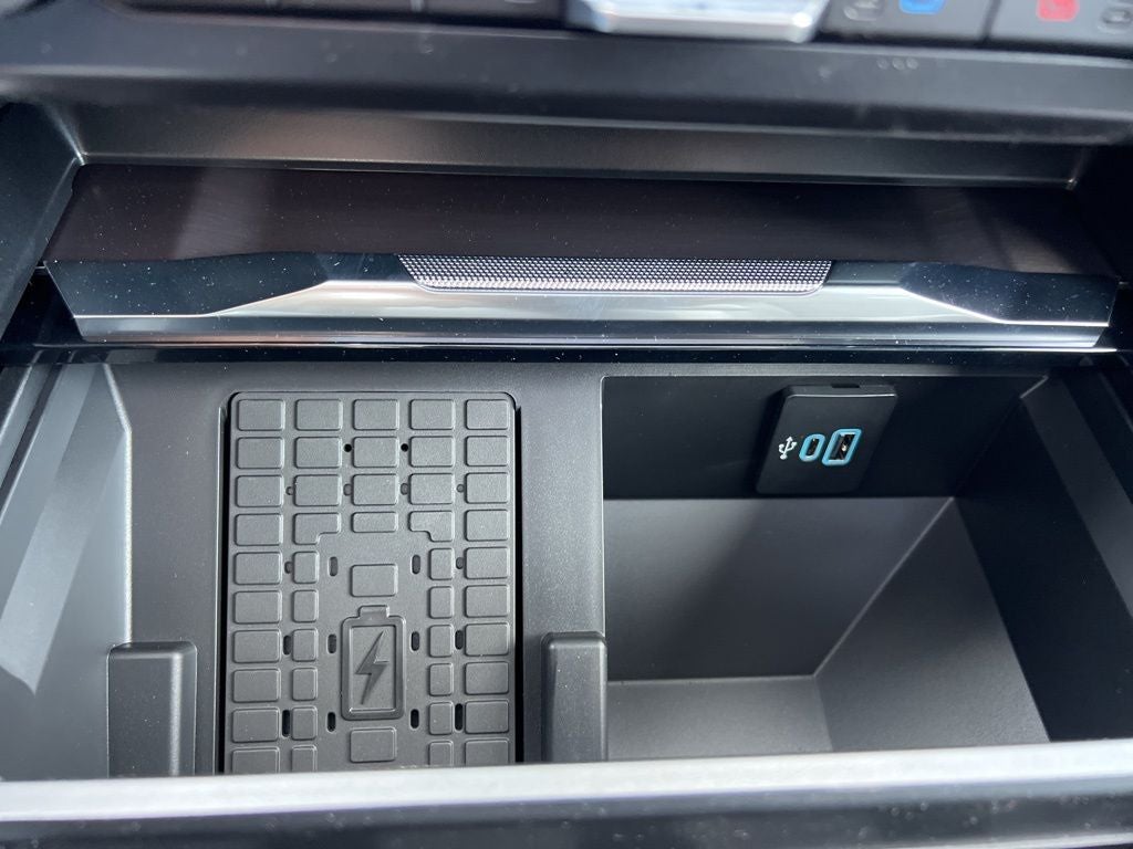 2026 Ford Super Duty F-350SD Platinum