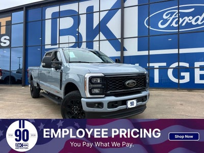 2026 Ford Super Duty F-350SD Lariat