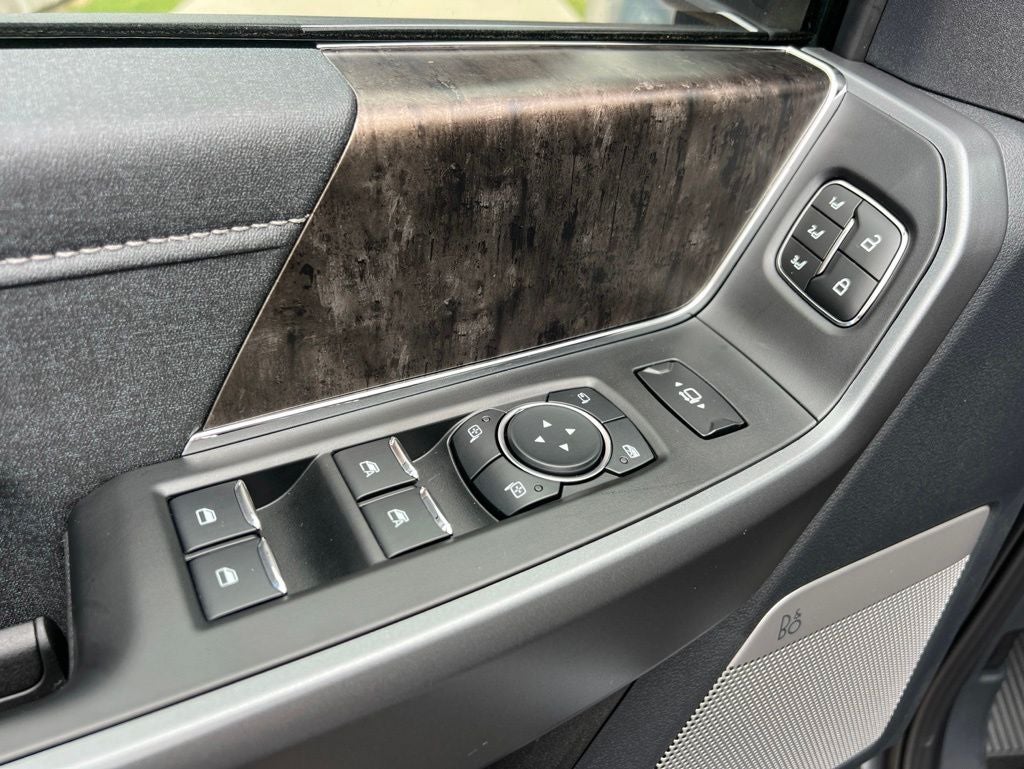 2026 Ford Super Duty F-350SD Lariat