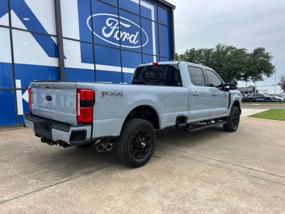 2026 Ford Super Duty F-350SD Lariat