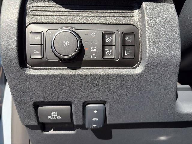 2027 Ford Super Duty F-350® Platinum®