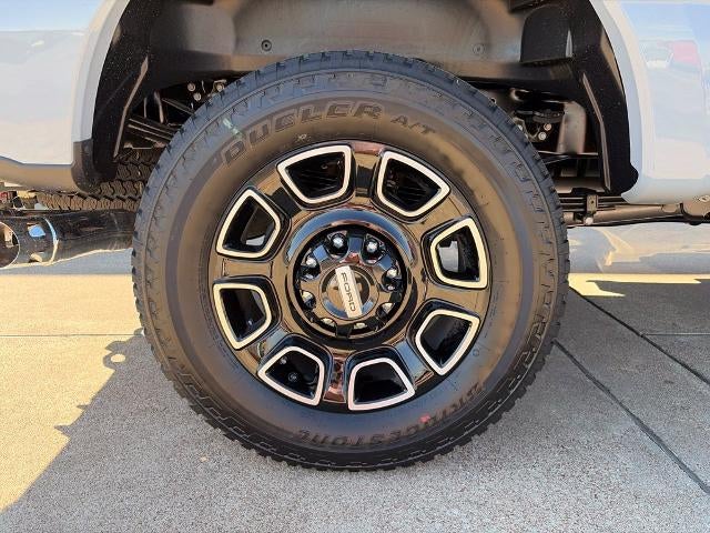 2027 Ford Super Duty F-350® Platinum®