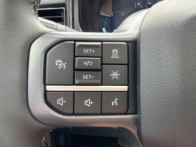 2027 Ford Super Duty F-350® Lariat®