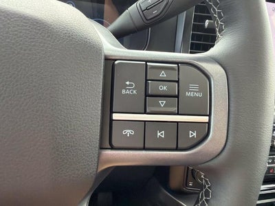 2027 Ford Super Duty F-350® Lariat®