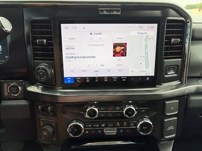 2027 Ford Super Duty F-350® Lariat®