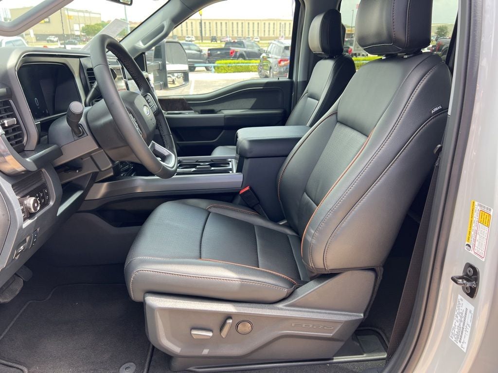 2026 Ford Super Duty F-350SD Lariat