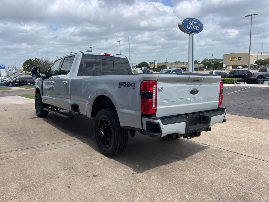 2026 Ford Super Duty F-350SD Lariat
