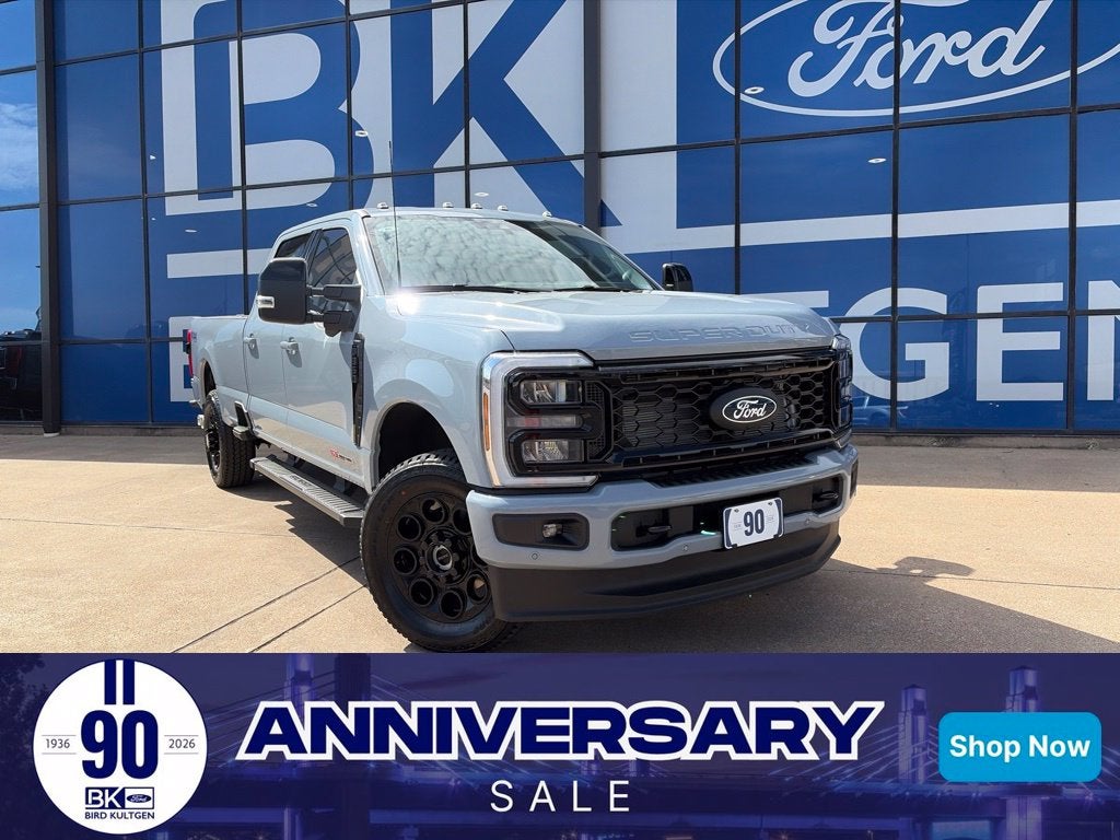 2027 Ford Super Duty F-350SD Lariat
